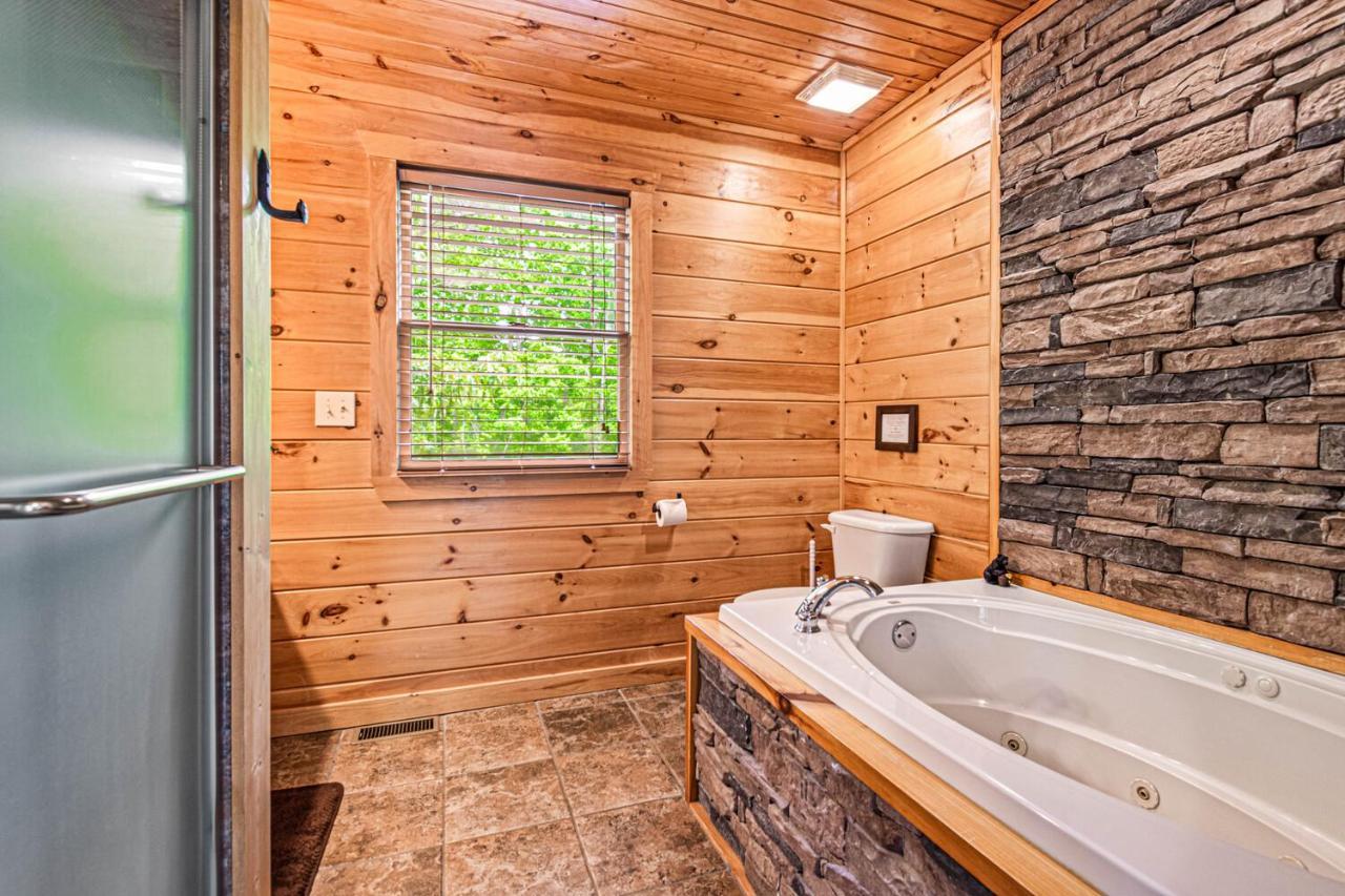 Incredible Views! - Pet Friendly - Aska Adventure Area - Bearfoot Bungalow Блу-Ридж Экстерьер фото